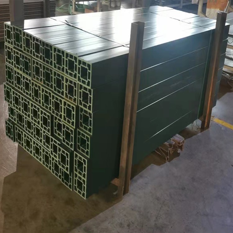 仓储军绿色塑料枕木厂家